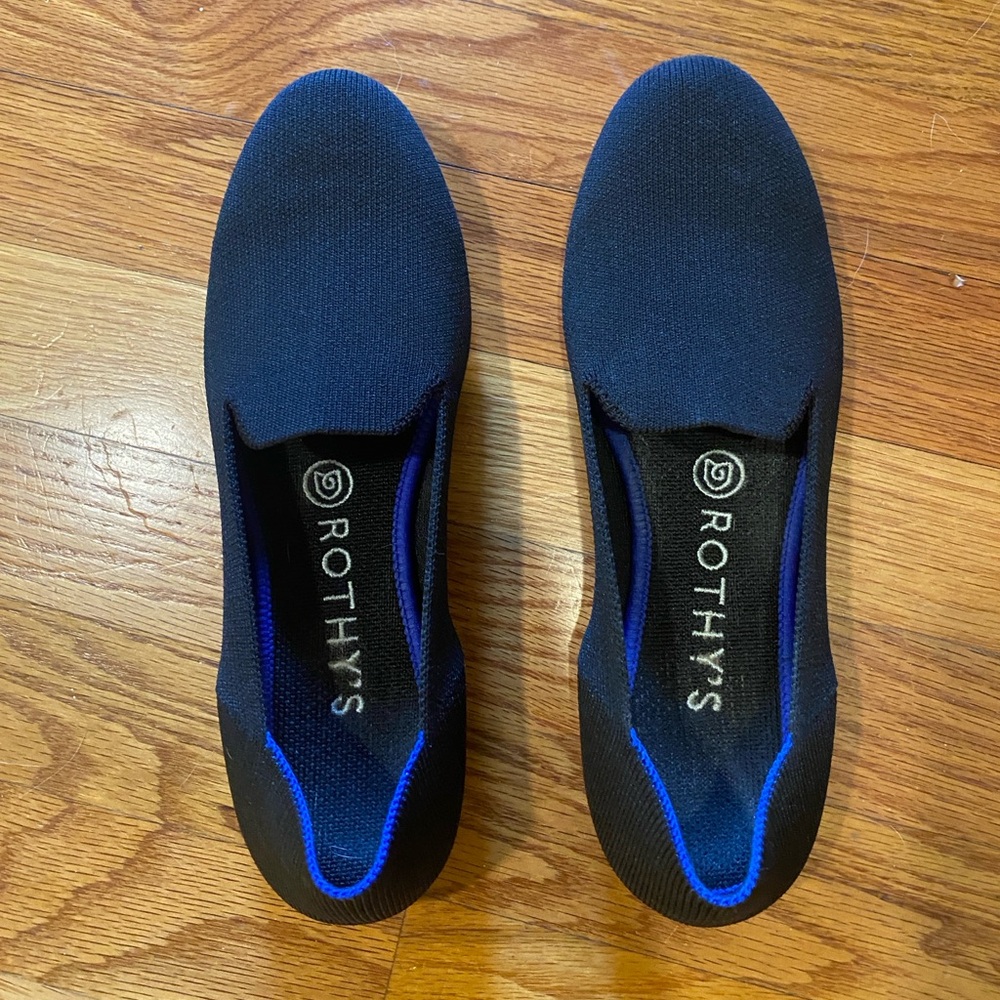 Rothys The Loafer size 7.5 in Black Solid